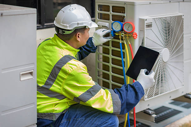Professional Hvac technician working in Wellington, AL